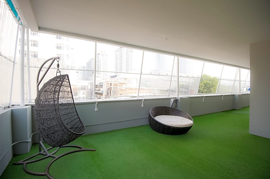 Glur Central Pratunam