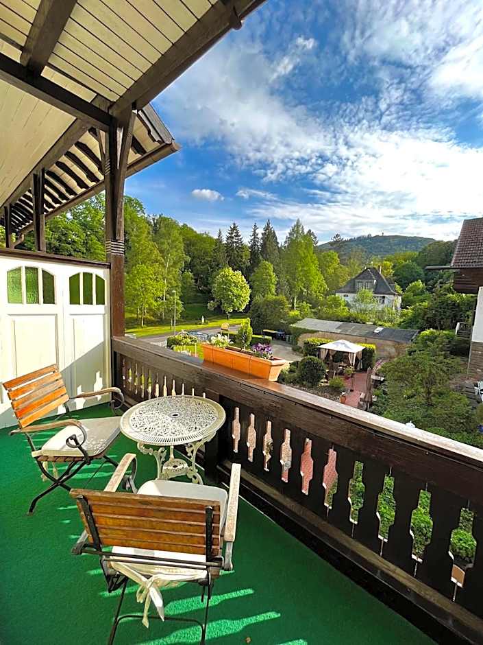 PARK VILLA zentral am Mittelrhein - Zimmer & Apartments