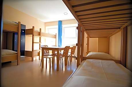 6-Bed Room with Private Bathroom