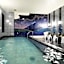 Hotel Monday
