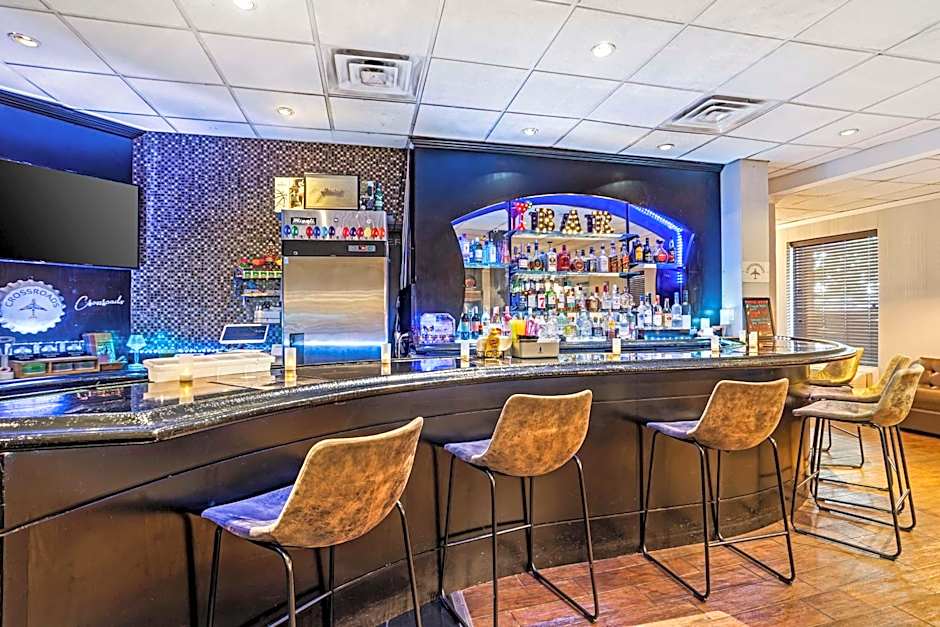 Best Western Plus Newark Airport West
