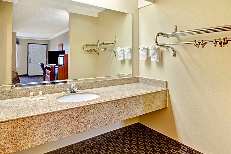 Americas Best Value Inn and Suites LaPorte/Houston