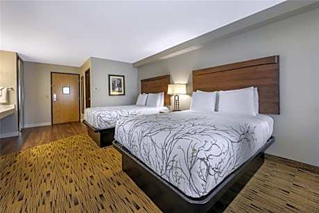 Deluxe Queen Room with Two Queen Beds - River View
