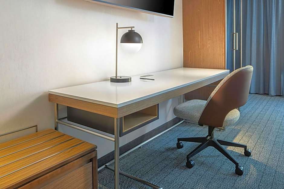 Courtyard by Marriott Hanover Lebanon