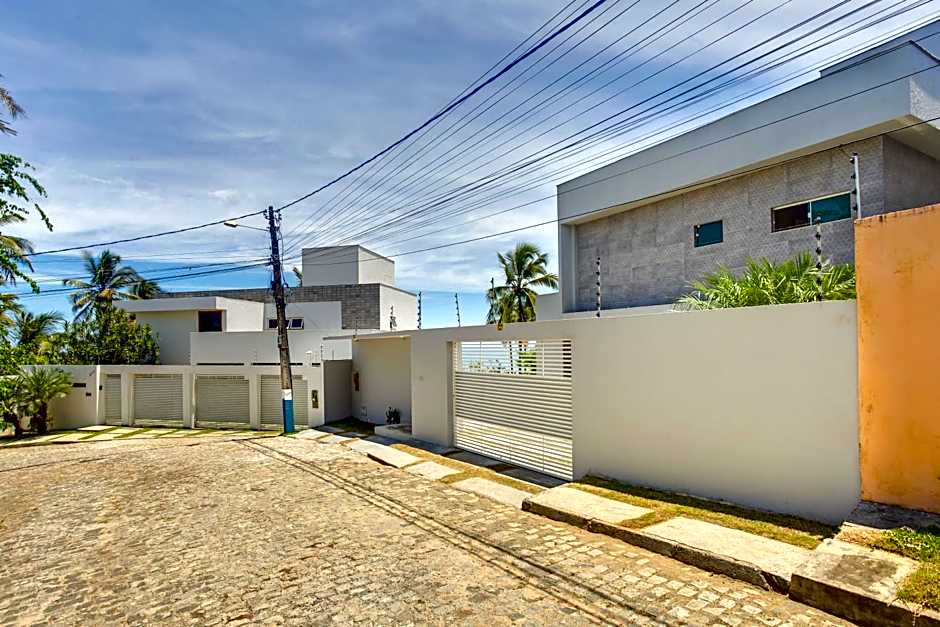 Family Friendly - Luxo, Piscina Privada e Vista para o Mar!