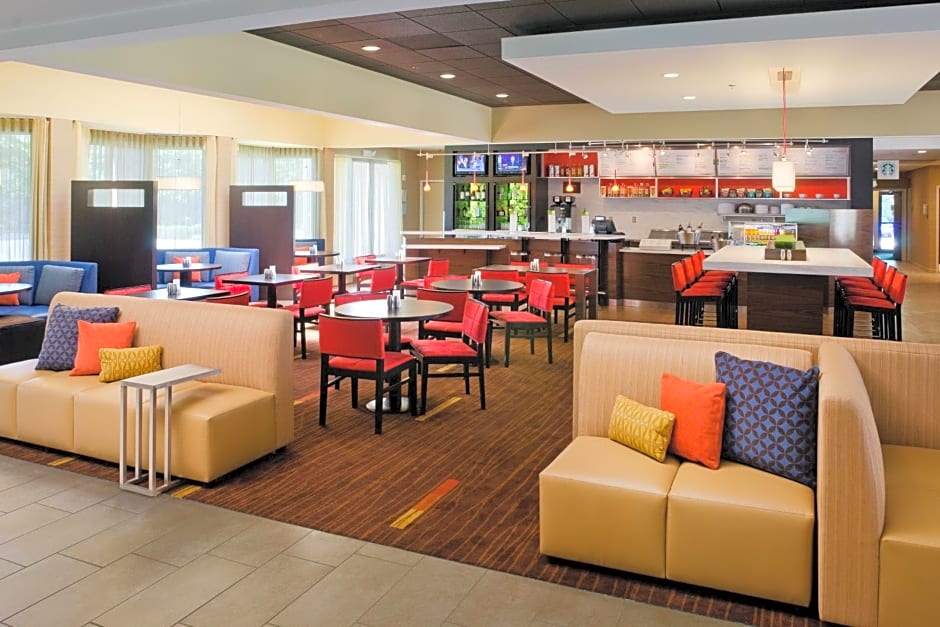 Courtyard by Marriott Huntsville University Drive