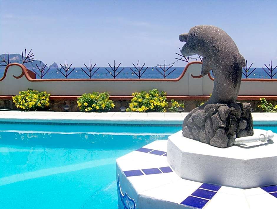 La Paloma Oceanfront Retreat