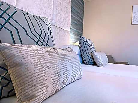 Caerwylan Hotel