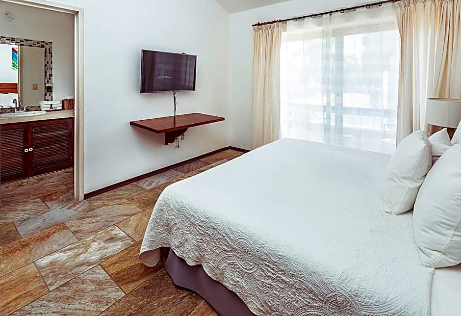 Fabiola Condo Hotel