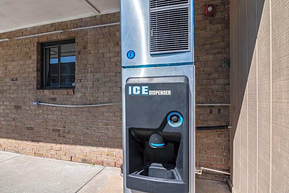 Motel 6-Portsmouth, VA