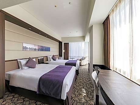 Premium Twin Room - Non-Smoking