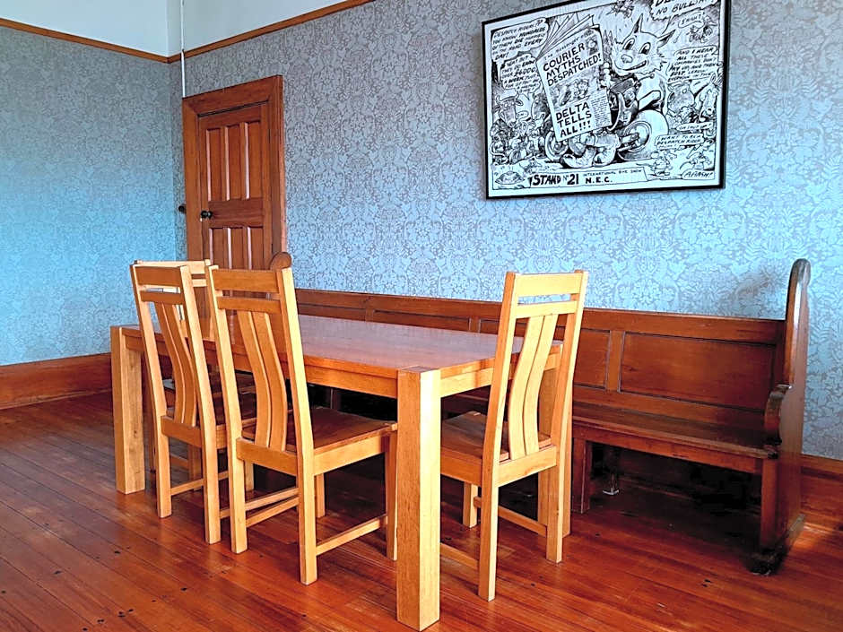 Noah's Ark Backpackers