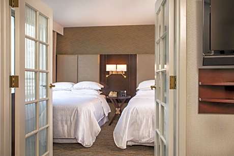 Suite with Two Double Beds