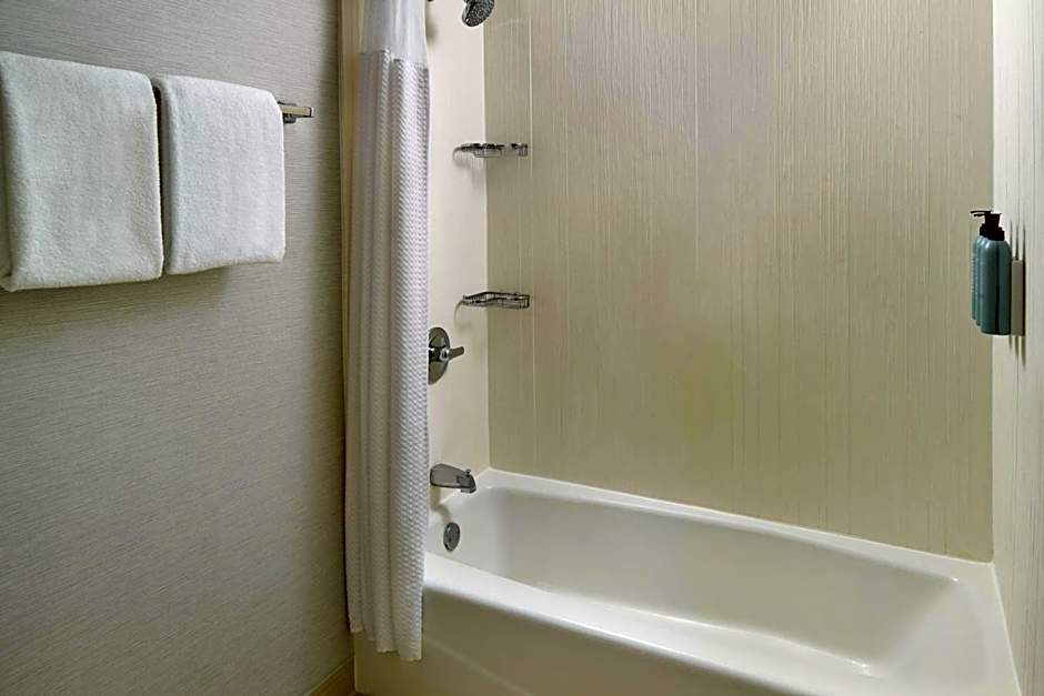 Courtyard by Marriott Charlottesville