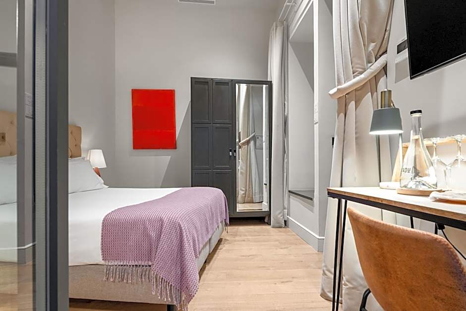 Casa Alhaja by Shiadu