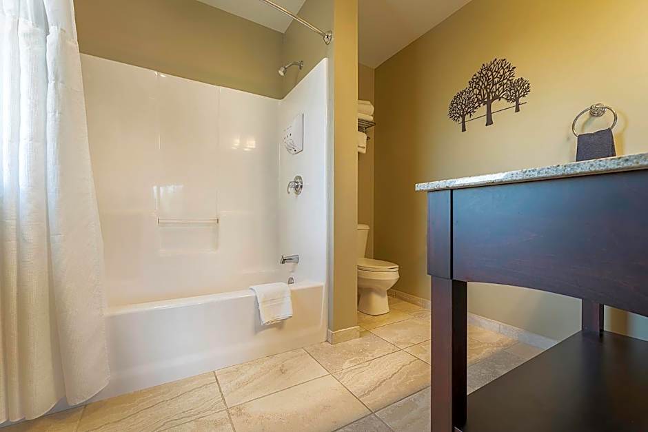 Sun & Ski Inn and Suites