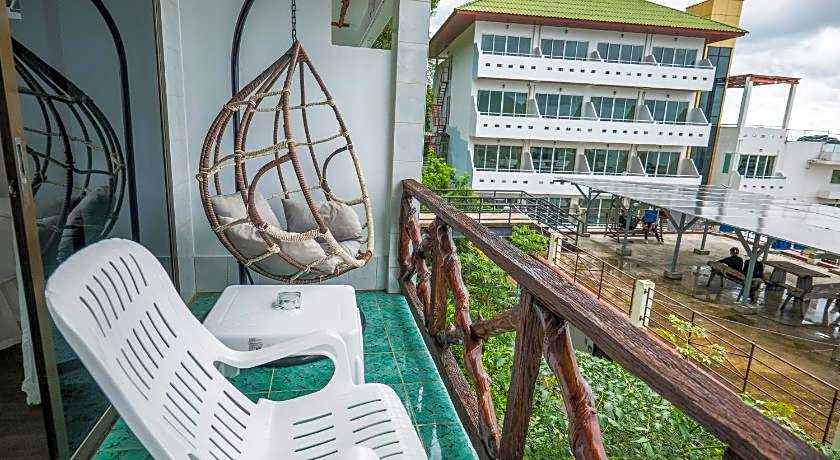 Mam Kai Bae Beach Resort