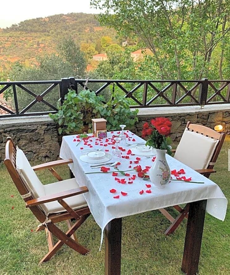 ŞİRİNCE BAHÇE OTEL