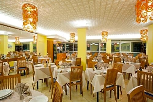 Hotel Universal