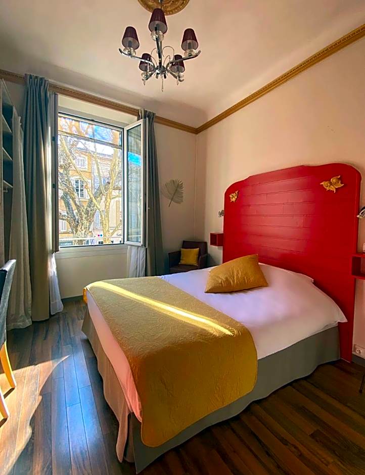 Grand Hôtel De La Poste