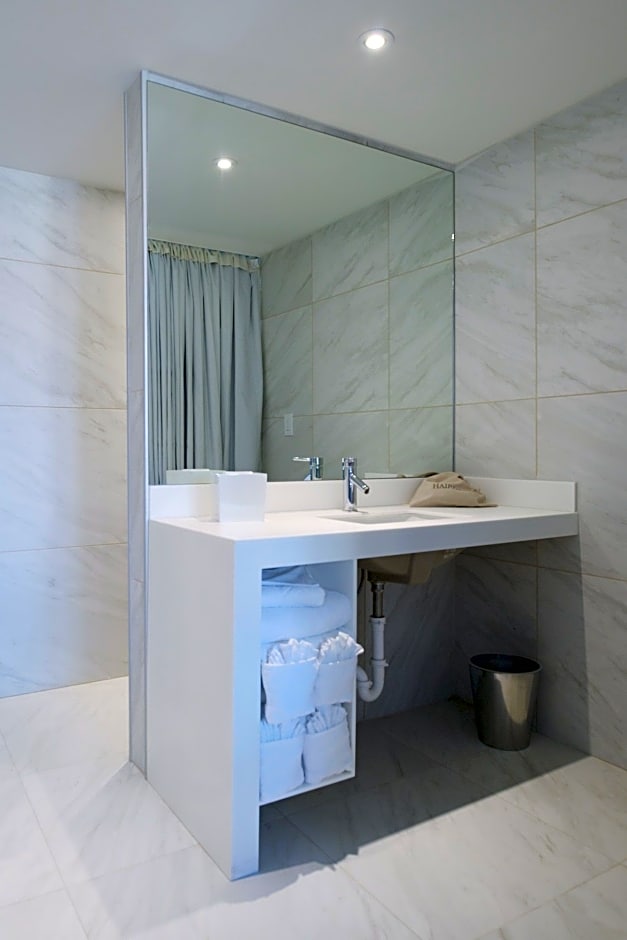 West Wing Boutique Hotel
