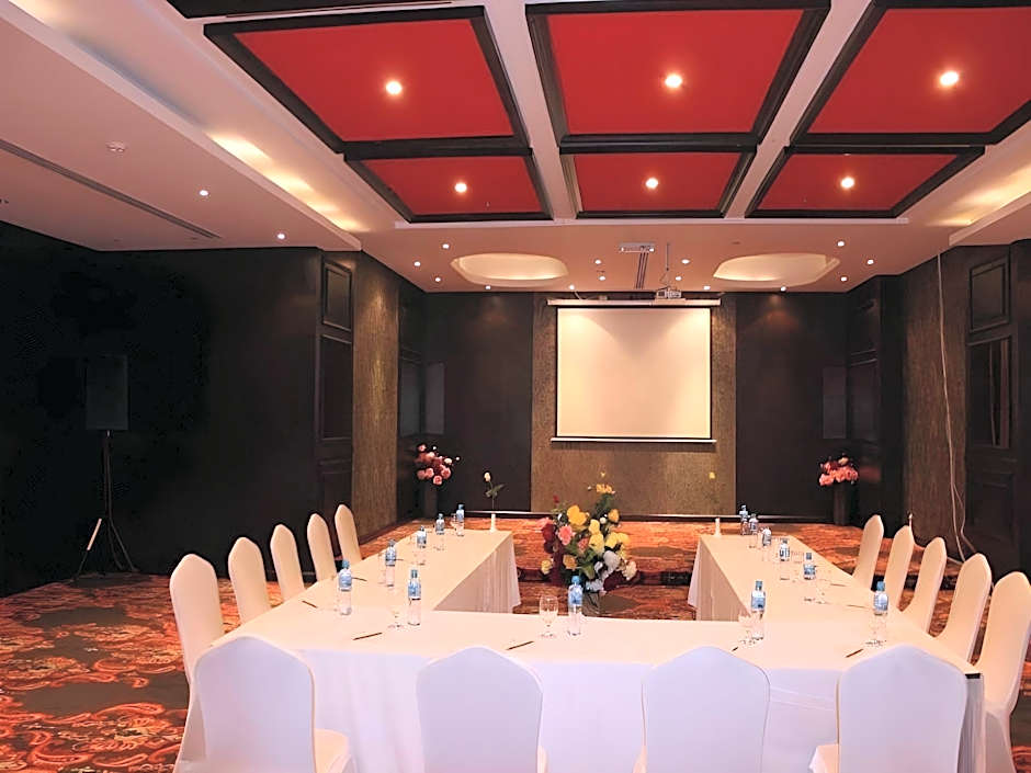 Premier Hotel