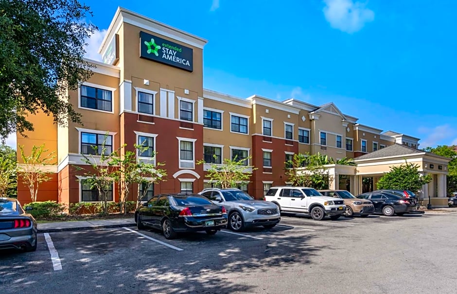 Extended Stay America Suites - Orlando - Maitland - 1776 Pembrook Dr.