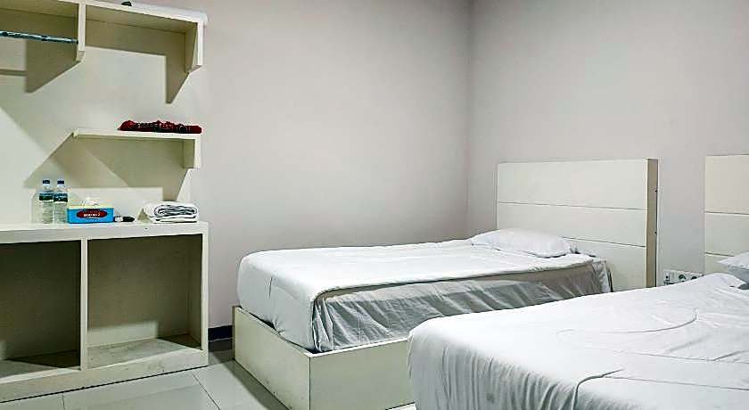 RedDoorz @ Arafah Hotel 2 Sungai Penuh Kerinci