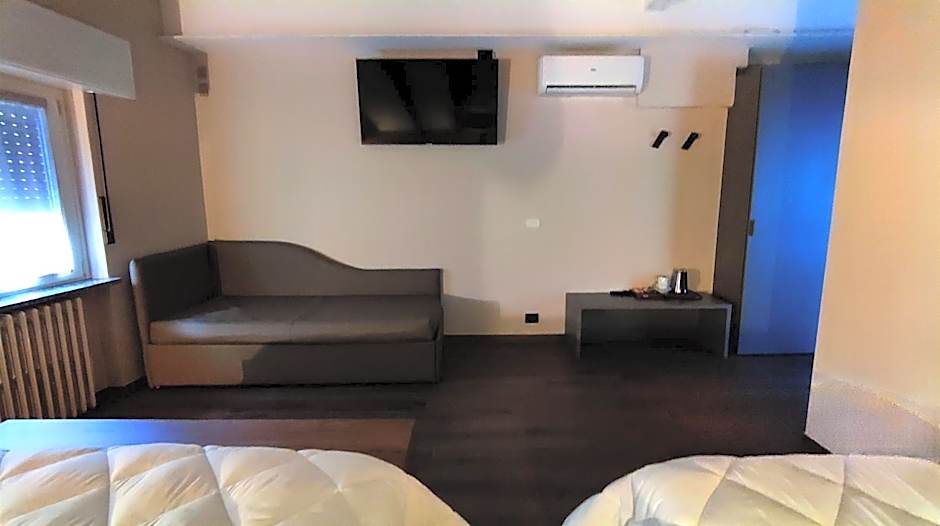 Hotel Emiliana