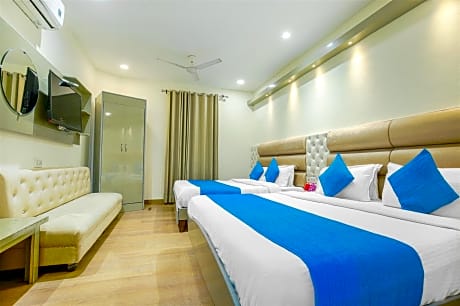 Family Room Free Wifi, Guest room