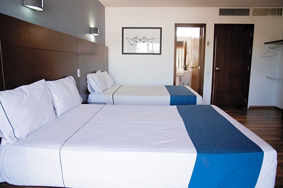 Hotel Expo Plaza Business and Family Guadalajara