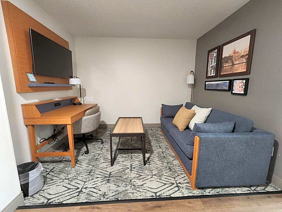 Country Inn & Suites by Radisson, Dahlgren-King George, VA