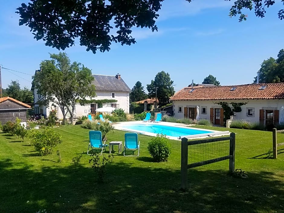 La Vieille Gorce Chambres d'Hôtes near Civray