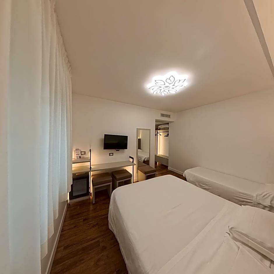 Hotel Aurora