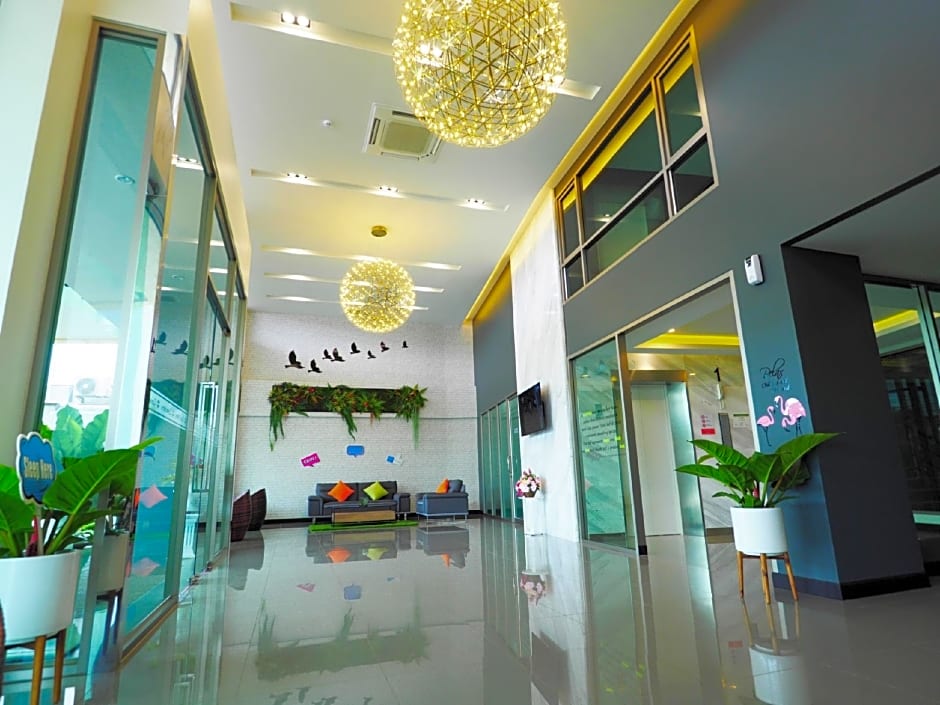 Clover Hotel Hatyai (SHA Extra Plus)