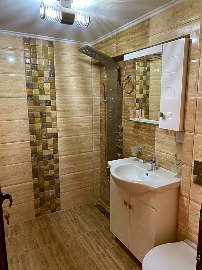 Къщи за гости "Комплекс ОАЗИС"