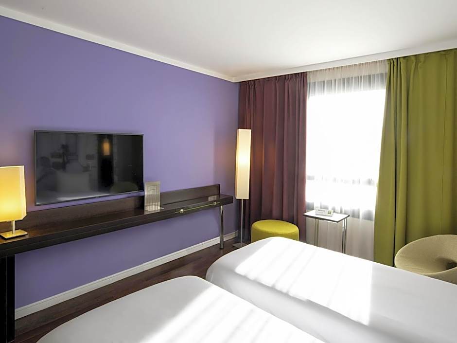 ibis Styles Evry Cathédrale