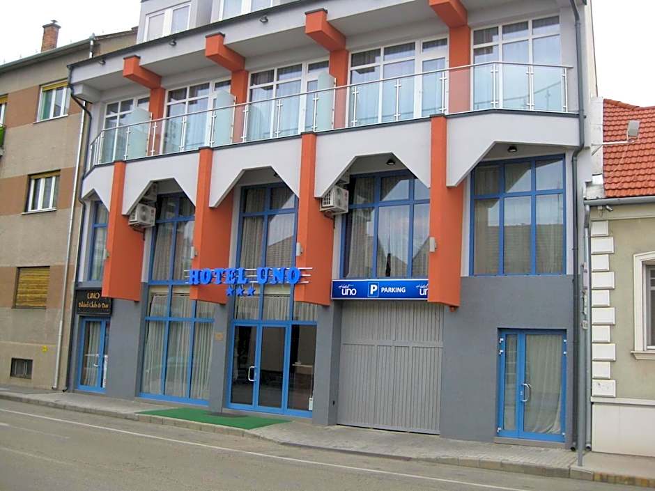 Hotel Uno