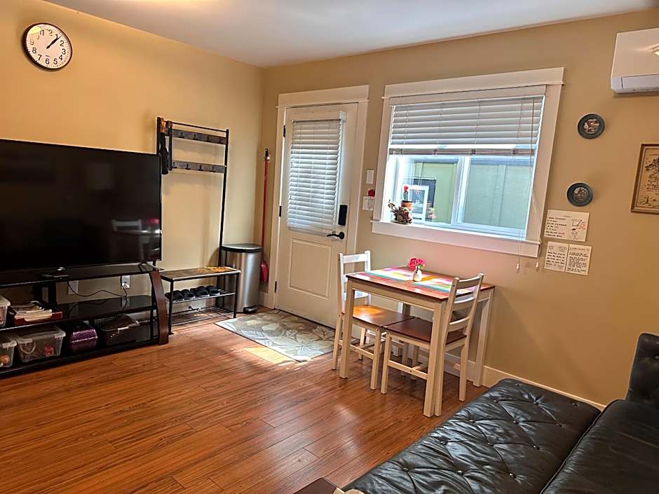 Separate entry sweet home in Langford