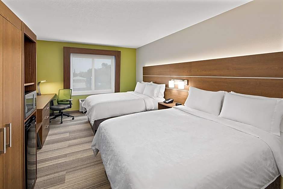 Holiday Inn Express Hotel & Suites Palm Bay By IHG