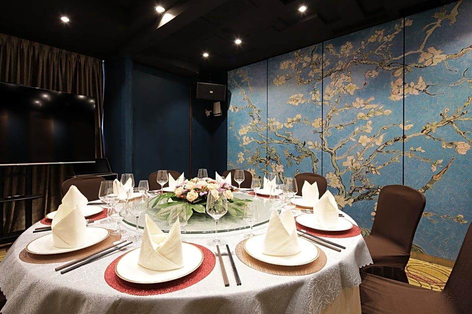 Holiday Inn Express Causeway Bay Hong Kong By IHG