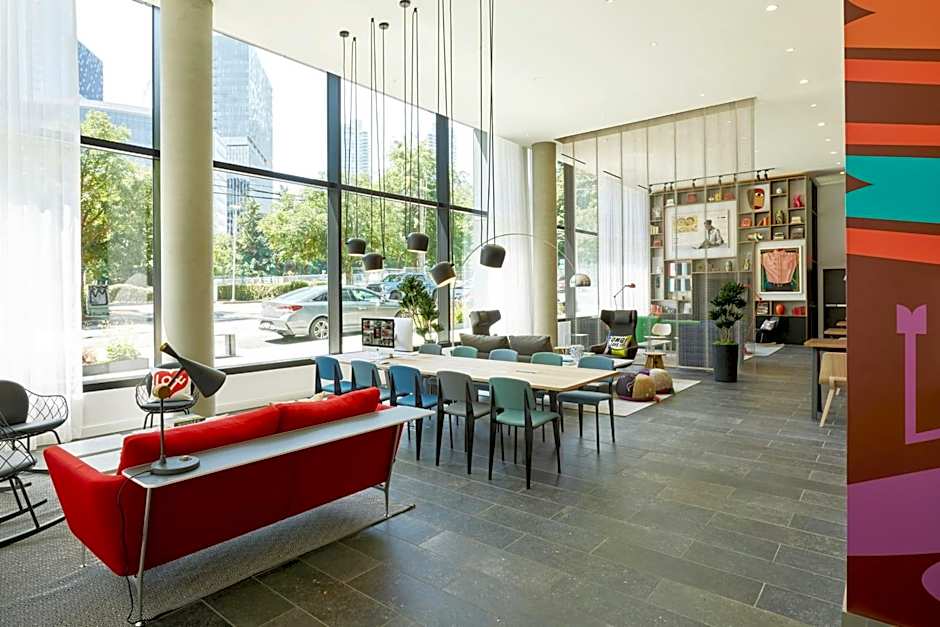 citizenM Seattle South Lake Union