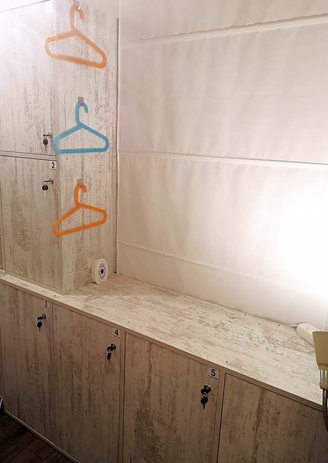 PIJAMA HOUSE - Bike & Bed