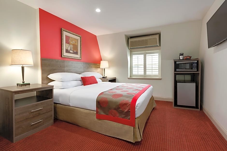 Ramada by Wyndham Oakland Downtown City Center