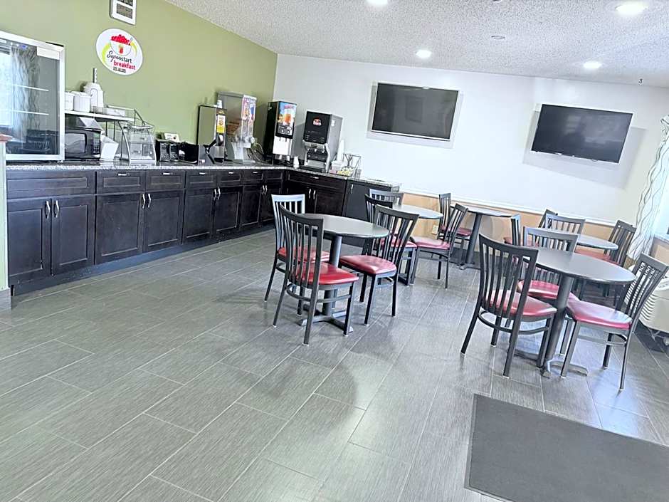 Super 8 by Wyndham Fond Du Lac