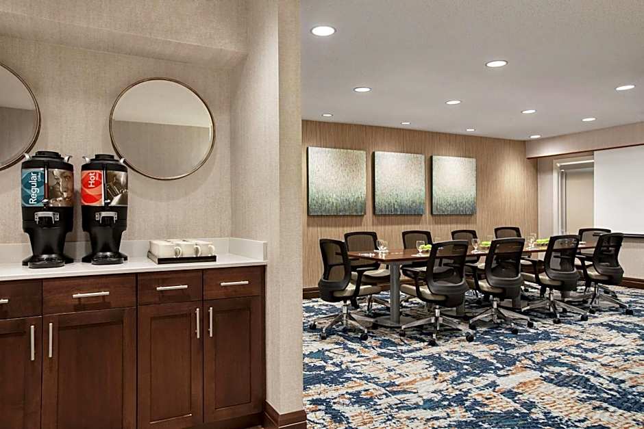 Homewood Suites By Hilton Kansas City-Airport