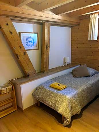 Triple Room with Private Bathroom