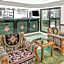 Super 8 By Wyndham Mobile