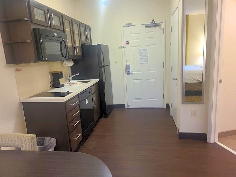 Candlewood Suites Bismarck By IHG