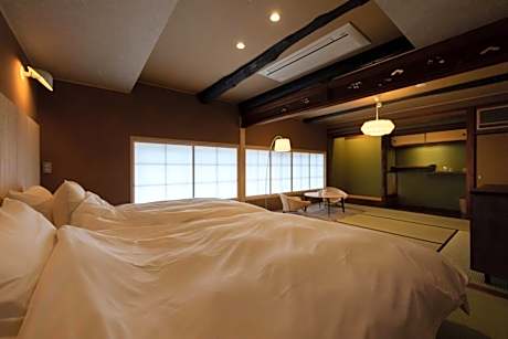Twin Room with Tatami Floor 202 -CHAYA-